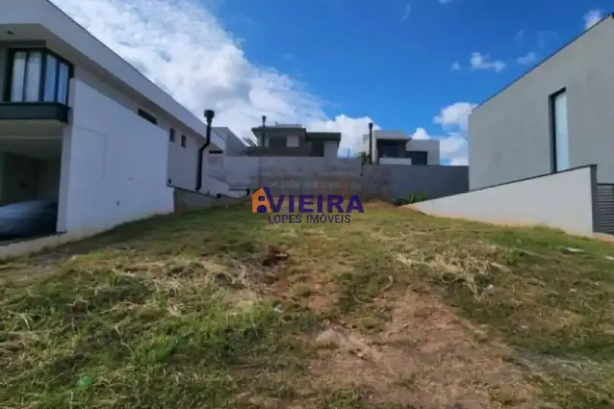 Terreno em condomínio fechado à venda em Alphaville