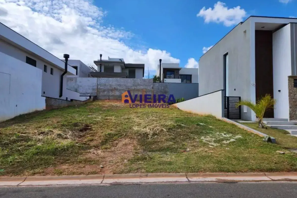 Terreno em condomínio fechado à venda em Alphaville
